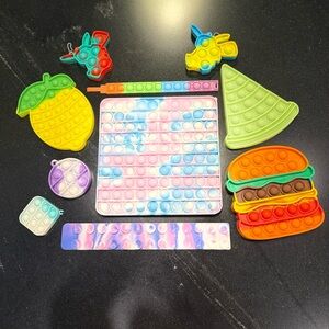 Tie-Dye Square & Assorted Shape Pop-It Fidget Toy Set - Pink Blue - Unbranded